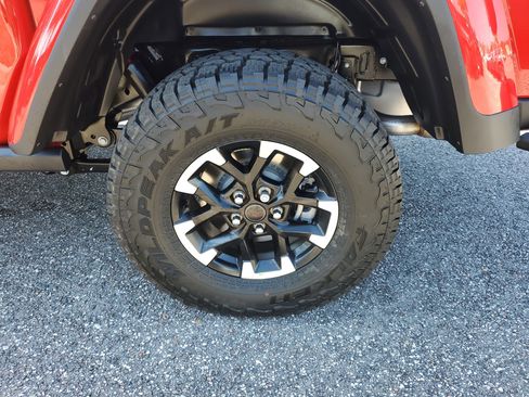 New 2026 Jeep Gladiator Rubicon image 6