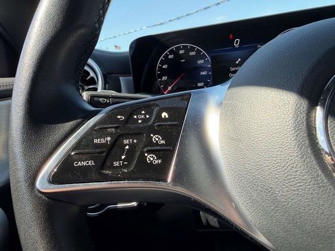 Used 2025 Mercedes-Benz CLA 250 4MATIC image 35