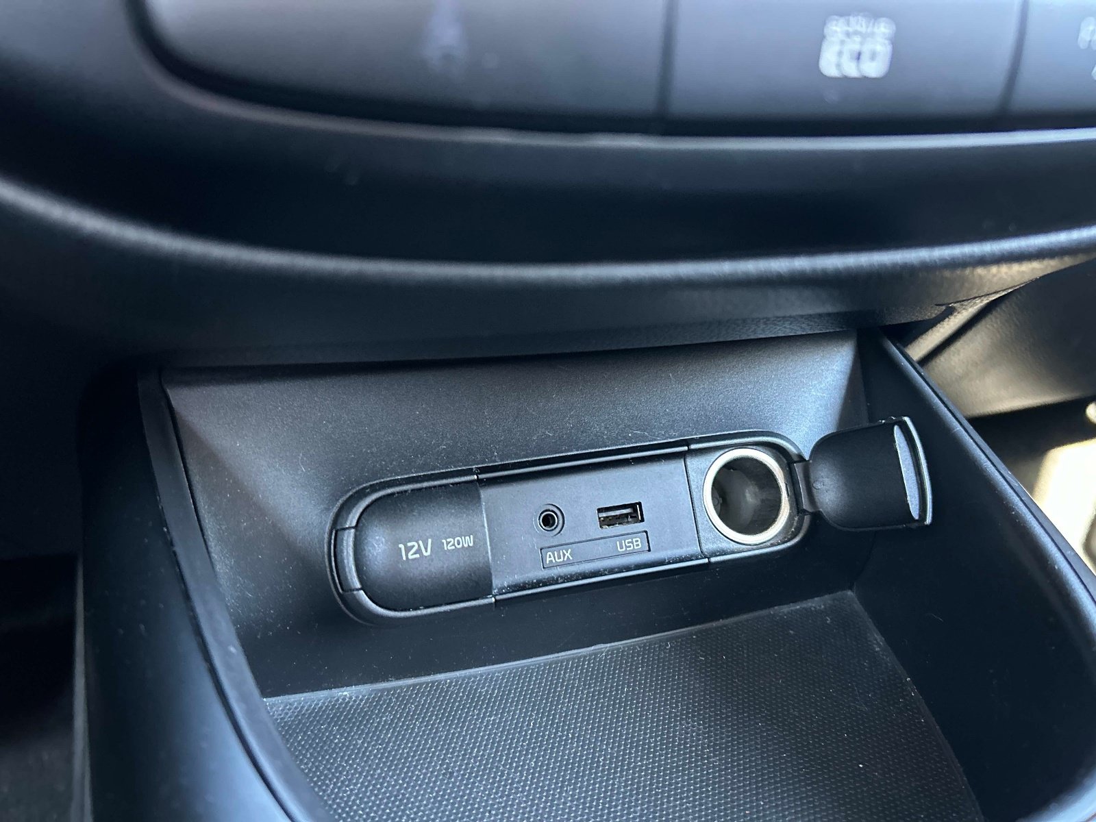 Used 2015 Kia Soul + w/ Eco Package FWD image 28