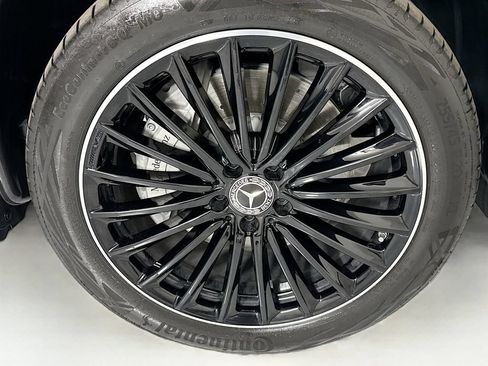 Certified 2026 Mercedes-Benz GLC 300 4MATIC image 32