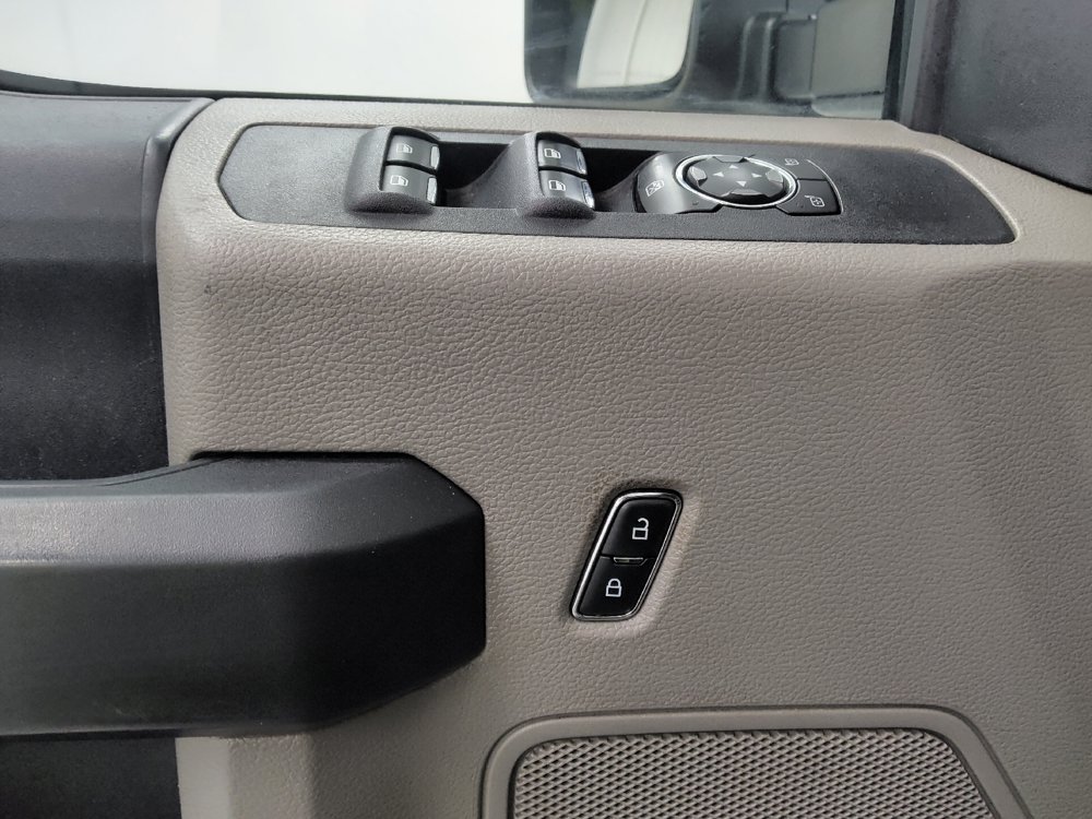 Used 2019 Ford F250 XL w/ Power Equipment Group AWD/4WD image 27