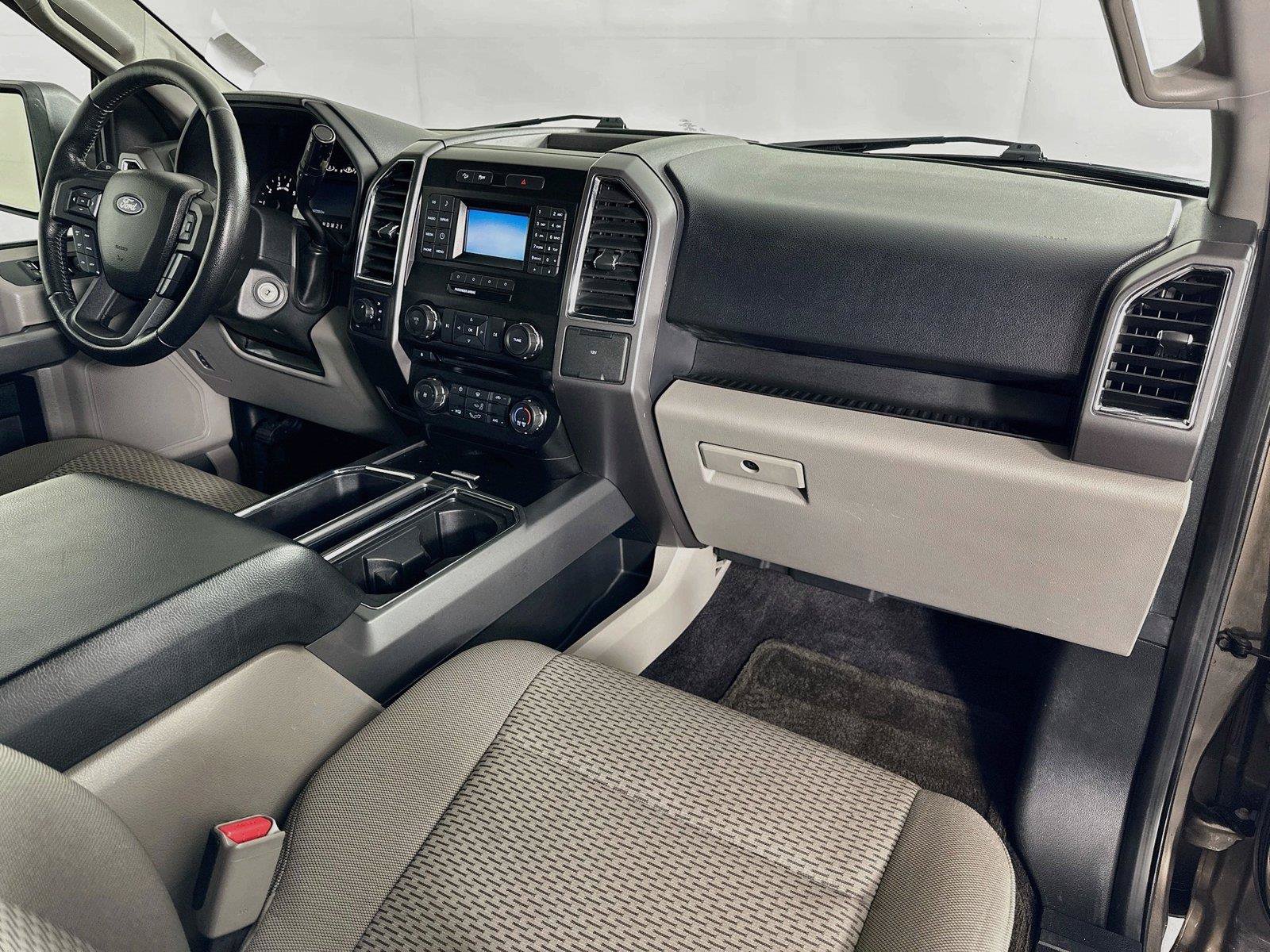 Used 2015 Ford F150 XLT w/ Equipment Group 301A Mid AWD/4WD image 27