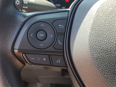 Certified 2024 Toyota RAV4 XLE AWD/4WD image 22