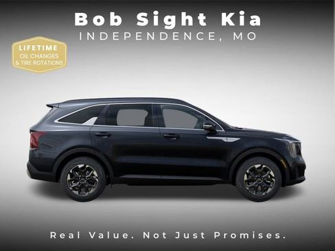 New 2026 Kia Sorento S w/ S Panoramic Sunroof Package image 7