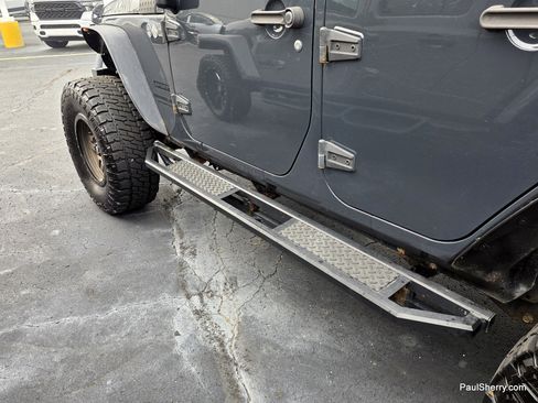 Used 2016 Jeep Wrangler Unlimited Sport w/ Connectivity Group AWD/4WD image 22
