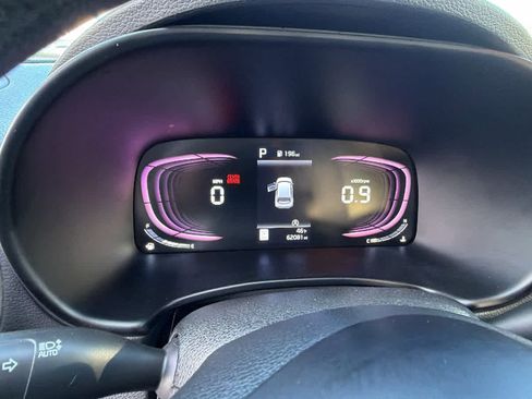 Used 2023 Kia Soul LX w/ LX Technology Package image 21