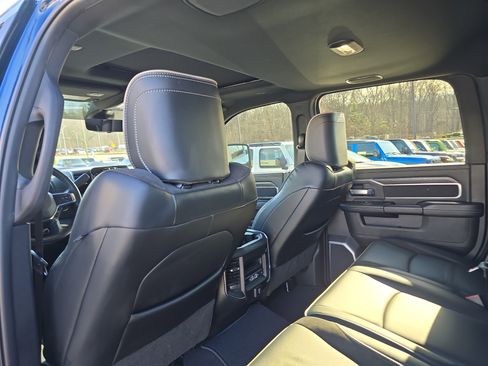 Used 2024 RAM 3500 Laramie w/ Night Edition image 17