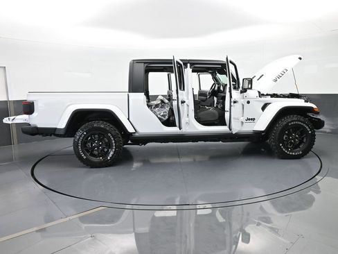 New 2026 Jeep Gladiator Willys image 62
