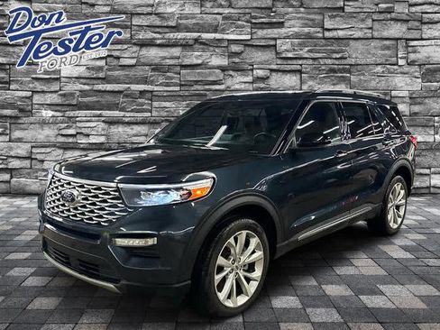 Certified 2022 Ford Explorer Platinum w/ Equipment Group 601A image 5