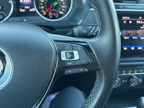 Used 2021 Volkswagen Tiguan SE R-Line w/ 3rd Row Seat Package image 14