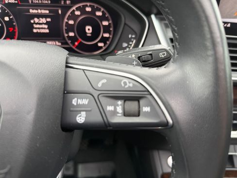 Used 2019 Audi Q5 2.0T Premium Plus w/ Premium Plus Package AWD/4WD image 19