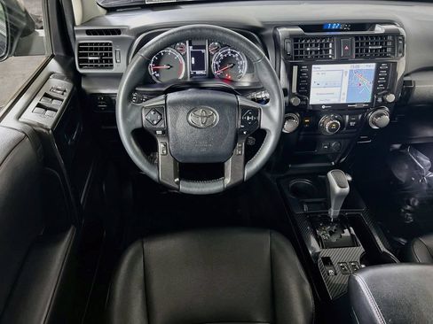 Certified 2022 Toyota 4Runner TRD Off-Road Premium AWD/4WD image 19