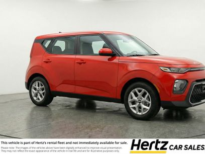 Used 2025 Kia Soul LX w/ LX Technology Package