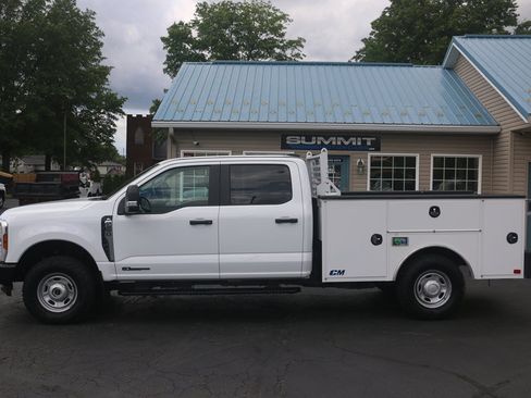 Used 2025 Ford F250 XL w/ XL Off-Road Package AWD/4WD image 2