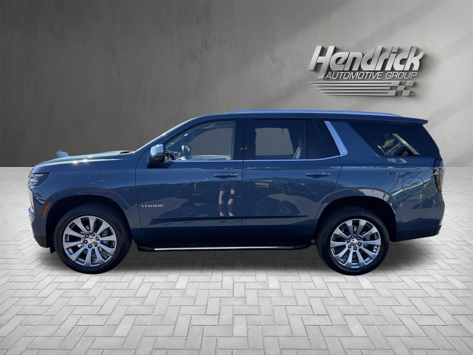 Used 2025 Chevrolet Tahoe Premier AWD/4WD image 7