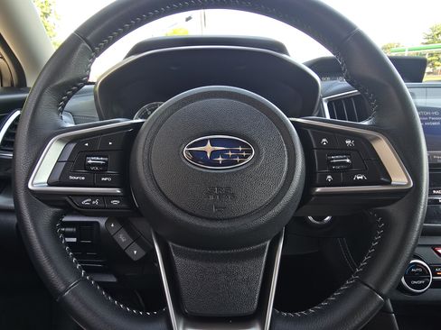Used 2017 Subaru Impreza 2.0i Limited w/ Moonroof/BSD & Rcta/Eyesight AWD/4WD image 22
