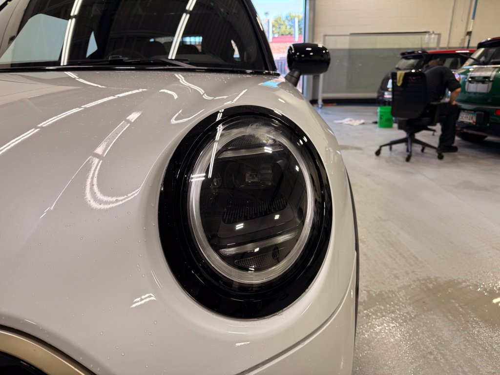 Used 2026 MINI Cooper 4-Door Hardtop FWD image 9