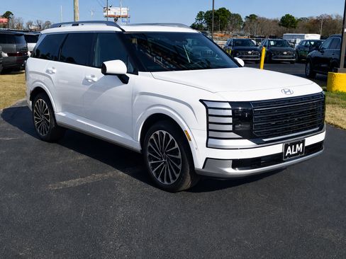 New 2027 Hyundai Palisade Limited FWD image 4