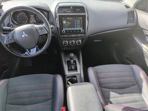 Used 2025 Mitsubishi Outlander Sport AWD image 21