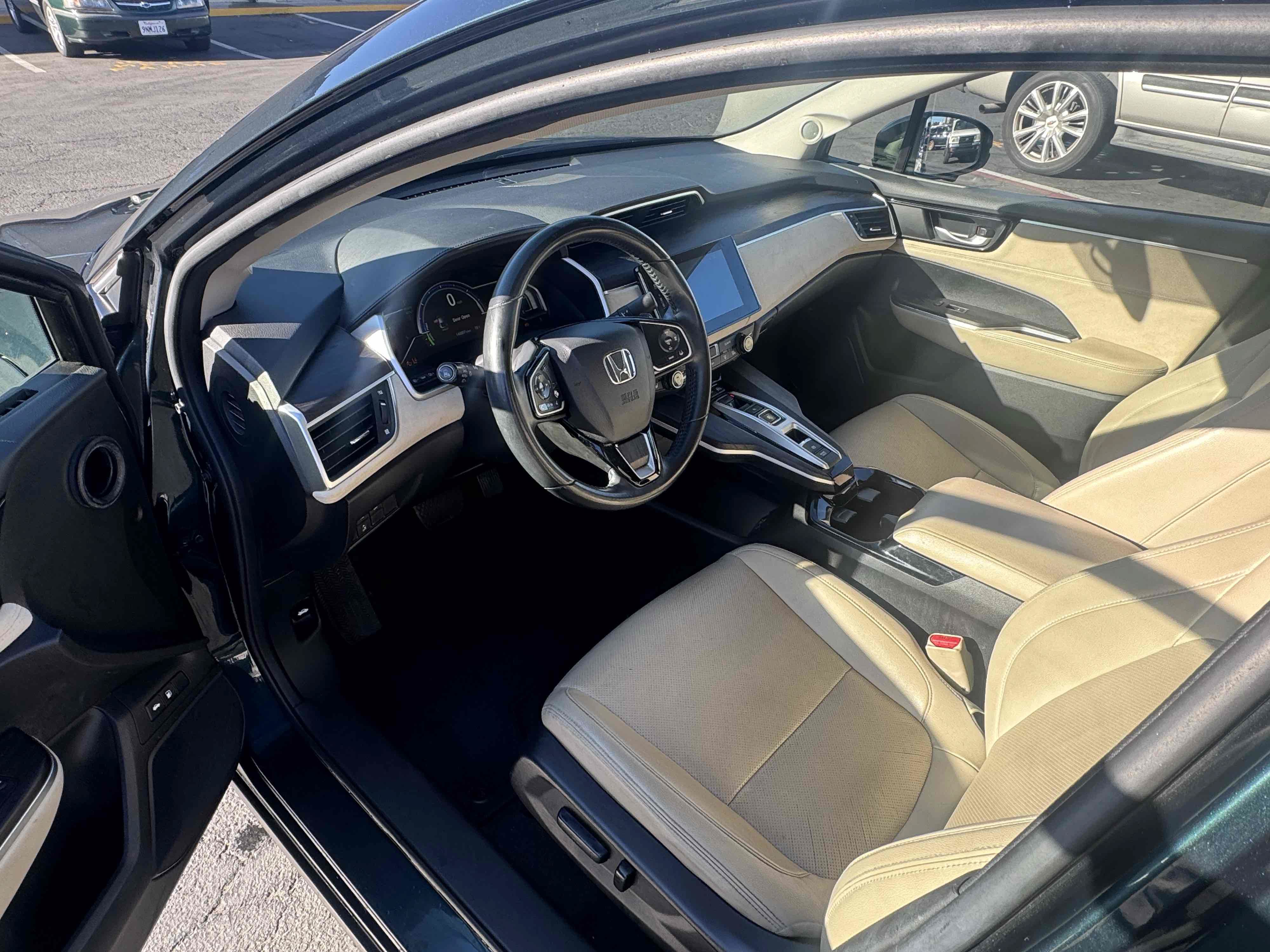 Used 2018 Honda Clarity Touring image 28