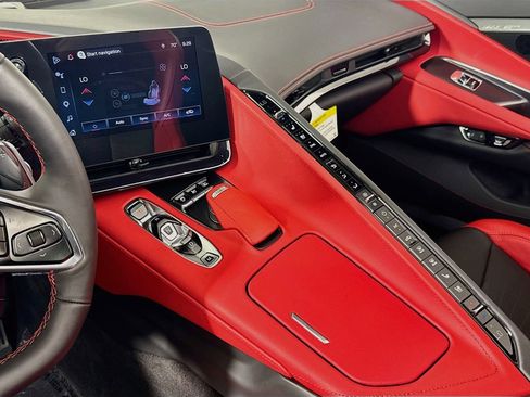 Used 2025 Chevrolet Corvette Z06 w/ Stealth Interior Trim Package RWD image 17