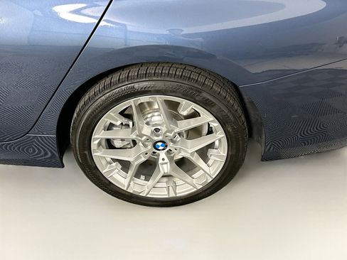 Used 2025 BMW 330i Sedan image 11