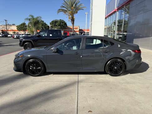 Certified 2026 Toyota Camry SE image 2