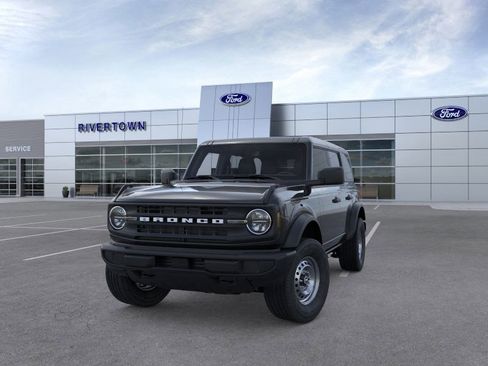 New 2025 Ford Bronco 4-Door image 4