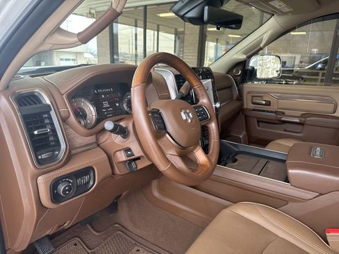 Used 2022 RAM 3500 Limited image 10