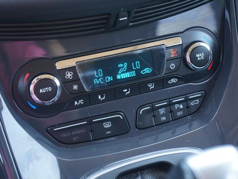 Used 2013 Ford Escape Titanium w/ Parking Technology Pkg AWD/4WD image 23