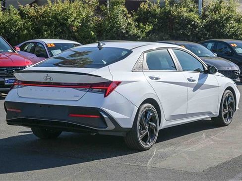 New 2026 Hyundai Elantra Sport image 4