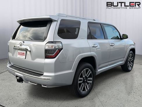 Used 2021 Toyota 4Runner Limited AWD/4WD image 6