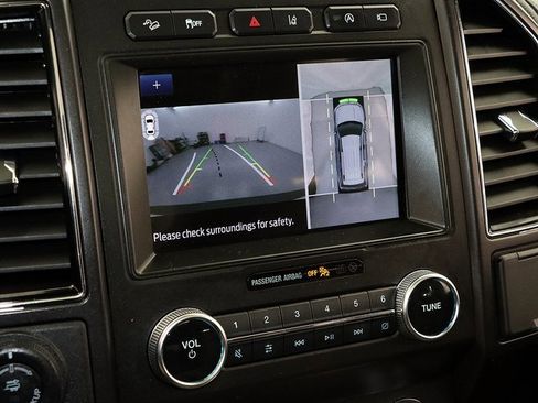 Used 2020 Ford Expedition Limited w/ Special Edition Package image 19