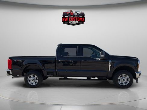 Used 2025 Ford F250 XLT image 8