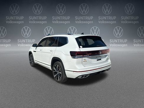 Used 2024 Volkswagen Atlas SEL Premium R-Line AWD/4WD image 33