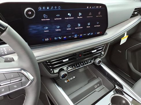 New 2026 Chevrolet Tahoe Premier AWD/4WD image 14