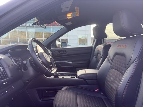 Used 2024 Nissan Pathfinder Rock Creek image 20