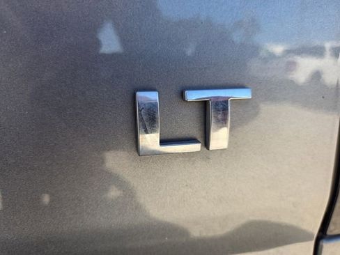 Used 2018 Chevrolet Colorado LT w/ Safety Package image 17