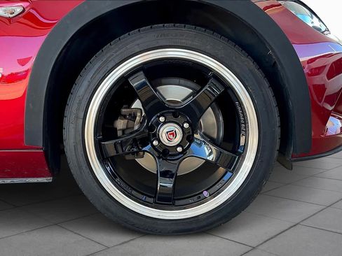 Used 2019 MAZDA MX-5 Miata RF Grand Touring image 11