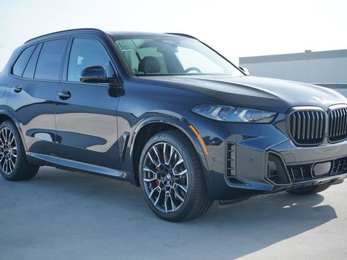 New 2026 BMW X5 xDrive50e w/ Executive Package image 3