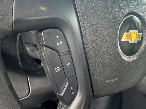 Used 2016 Chevrolet Express 4500 RWD image 20