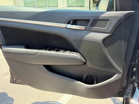 Used 2020 Hyundai Elantra SEL w/ Cargo Package (C1) FWD image 8