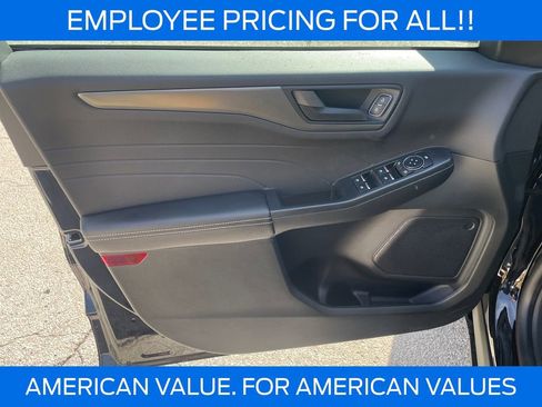 New 2026 Ford Escape Active w/ Tech Pack #1 AWD/4WD image 17