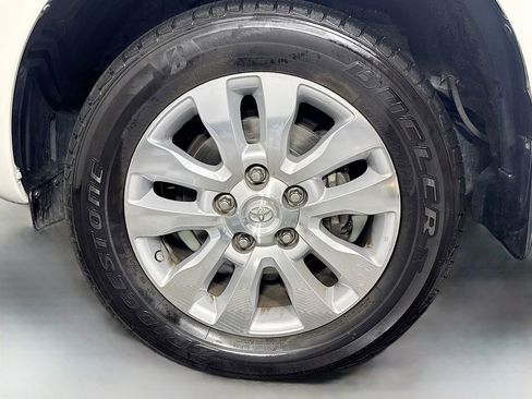 Used 2013 Toyota Sequoia Platinum image 41