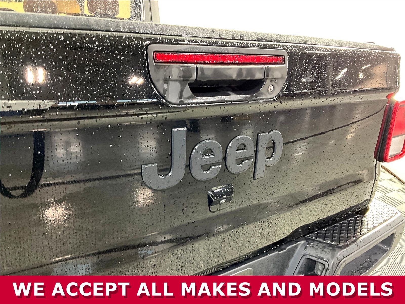 Used 2022 Jeep Gladiator Sport AWD/4WD image 25