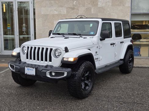 Used 2020 Jeep Wrangler Unlimited Sahara image 1