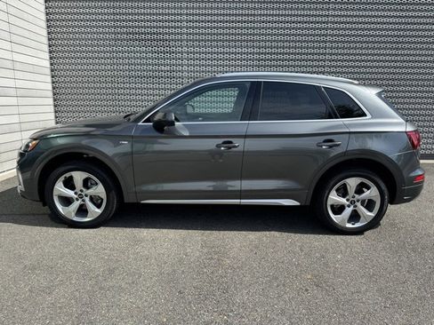 Certified 2023 Audi Q5 2.0T Prestige image 2