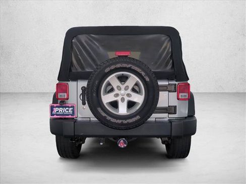 Used 2017 Jeep Wrangler Unlimited Sport w/ Quick Order Package 24S AWD/4WD image 7