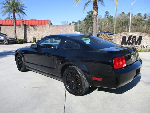 Used 2008 Ford Mustang Premium image 18