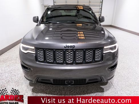 Used 2021 Jeep Grand Cherokee Laredo X AWD/4WD image 7